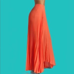 🚫SOLD🚫 Alice + Olivia Pleated Long Maxi Skirt